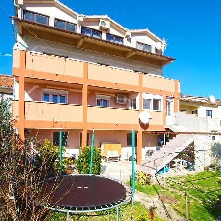 Appartement Nikola 2004 Premantura